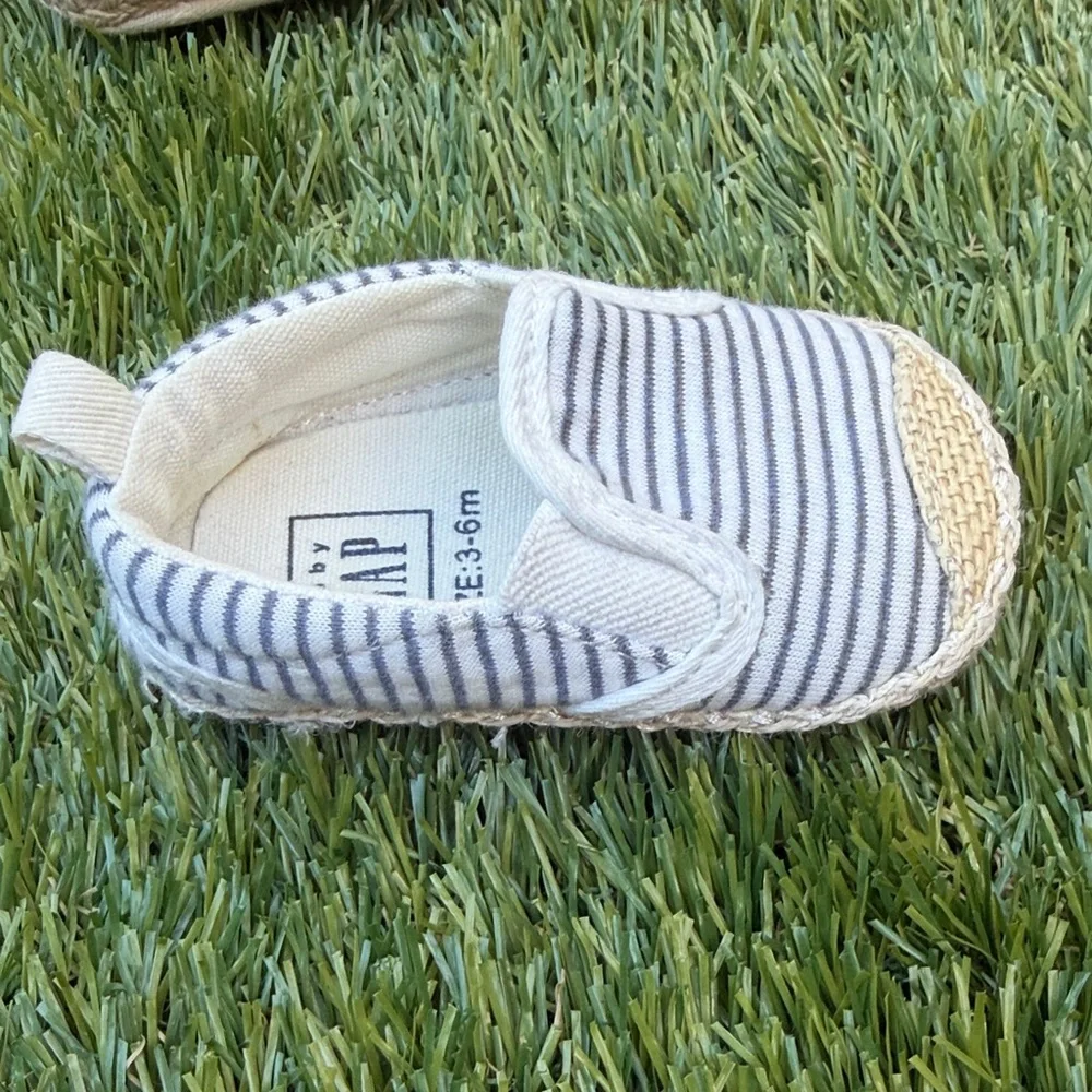 GAP Baby Slip-On Shoes - Cream and Gray Stripes